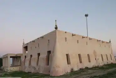 با اماکن مذهبی جزیره توریستی کیش آشنا شوید