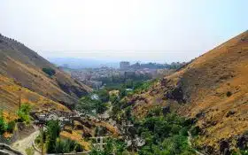 سفر به دارآباد تهران؛ کوهپیمایی، گردشگری و طبیعت‌گردی در کنار شهر